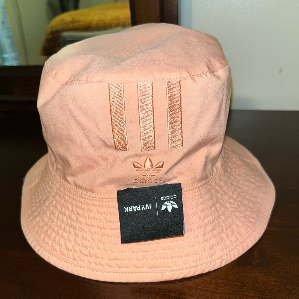 Adidas x Ivy Park Rodeo Reversible Bucket Hat